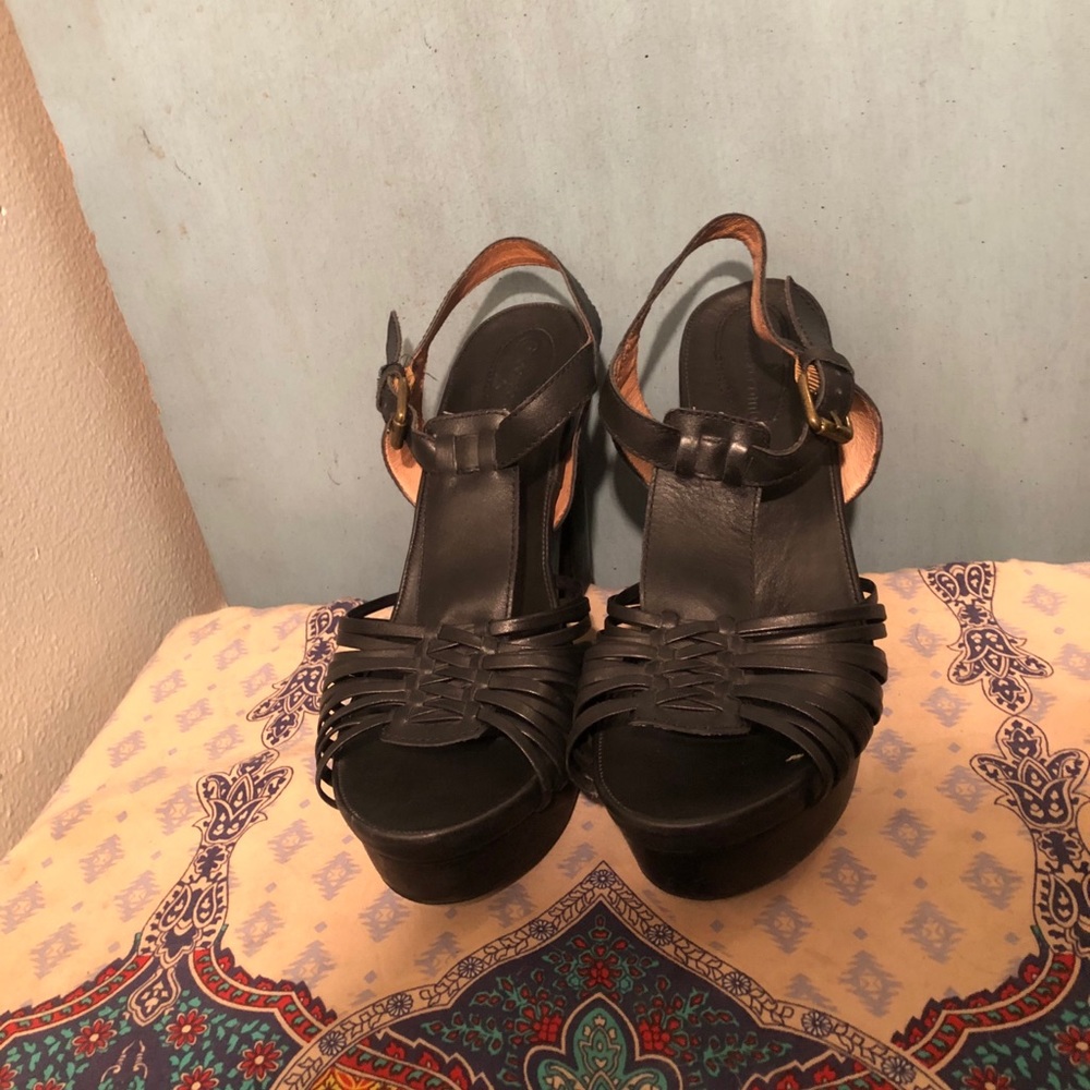 Corso Como strappy black leather wedged sandal